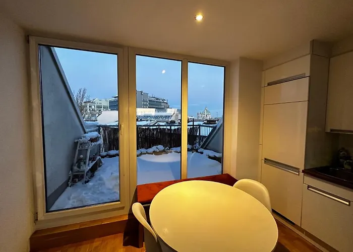 Luxurious 110m2 In The Center 10 Min Walk To Stephansplatz דירה